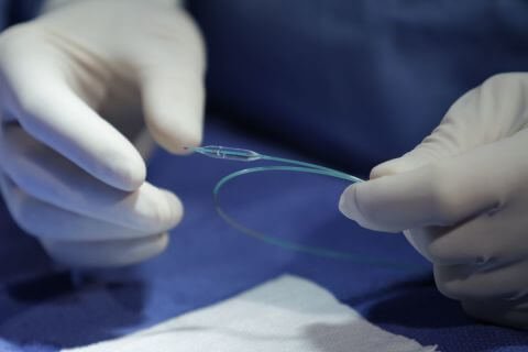 القسطرة القلبية من اليد 